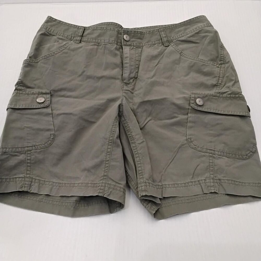 Columbia-sportswear Women's Green and Khaki Shorts
